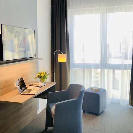 ホテル Stadthotel Arte 3*